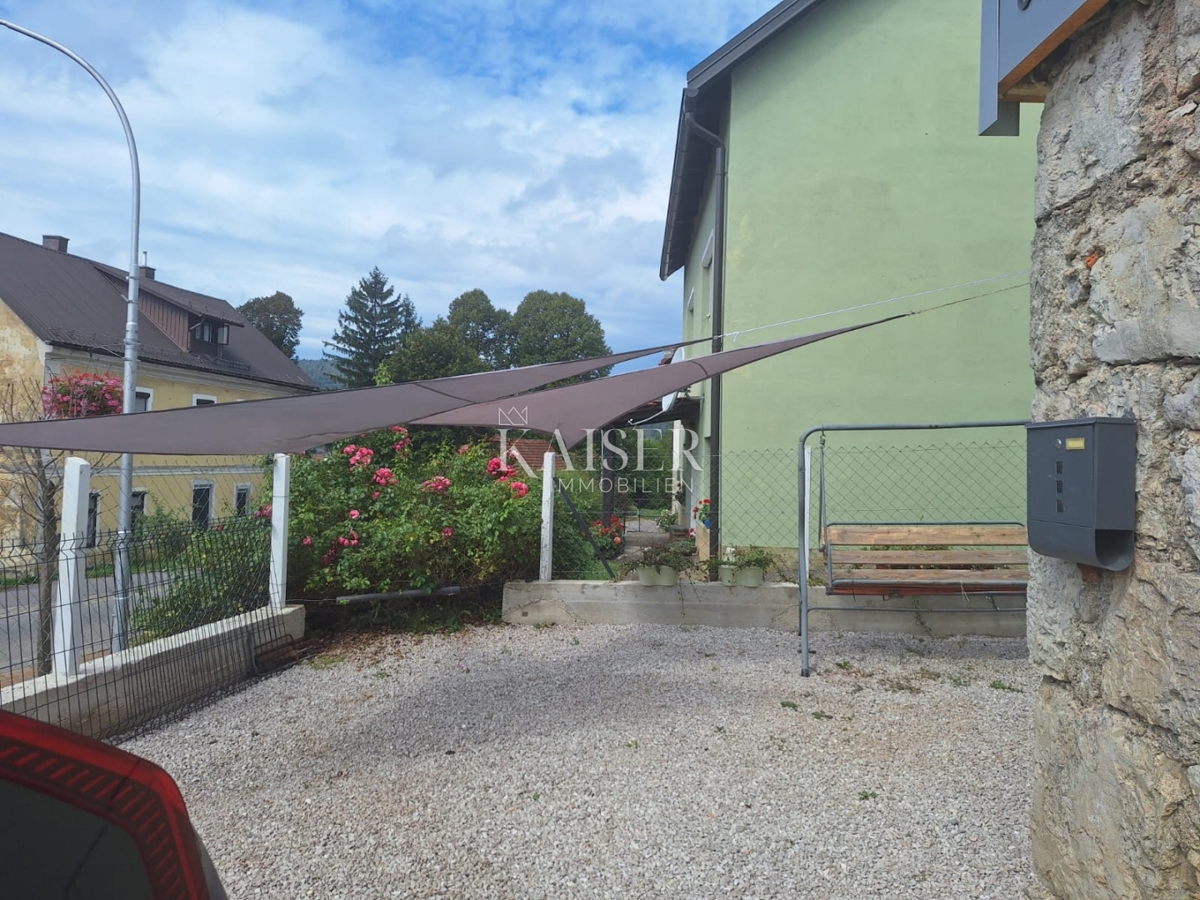 Vrbovsko - casa indipendente con giardino, recentemente ristrutturata