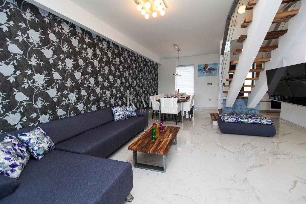 Villa Grižane-Belgrad, Vinodolska Općina, 220m2