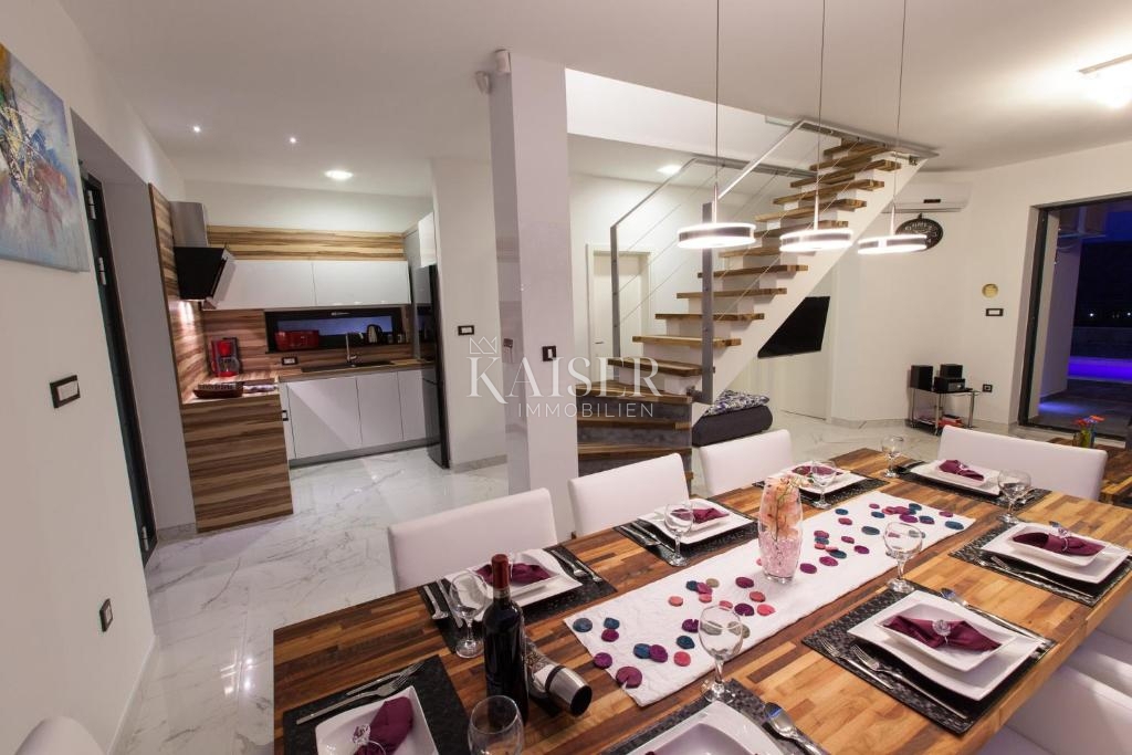 Villa Grižane-Belgrad, Vinodolska Općina, 220m2