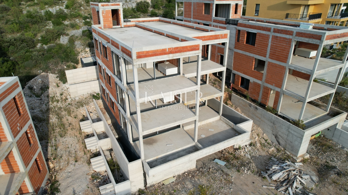 Appartamento di lusso al piano terra (Appartamento 1) con ampio giardino privato, Mandalina - Šibenik