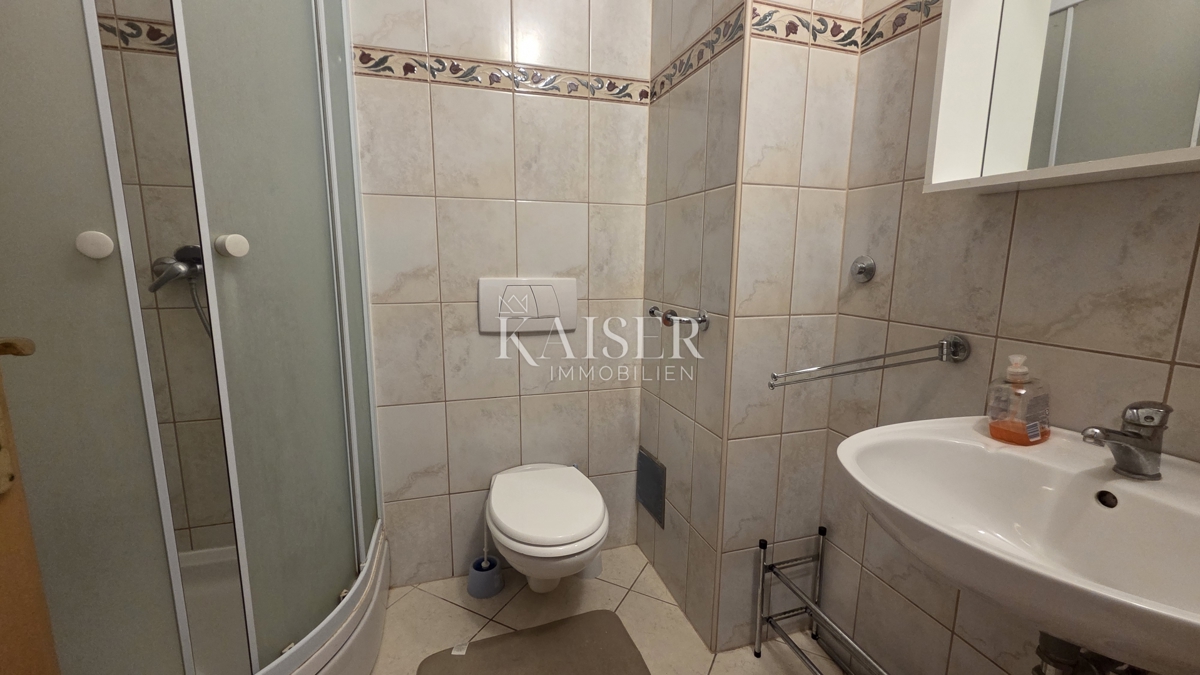 Novi Vinodolski - appartamento, monolocale con camera separata e vista mare