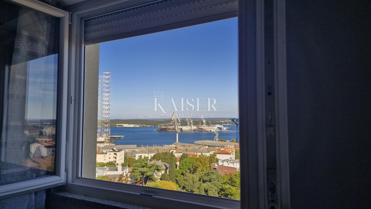 Istria, appartamento con tre camere da letto 