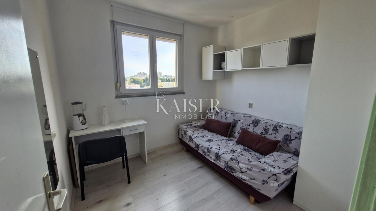 Istria, appartamento con tre camere da letto 