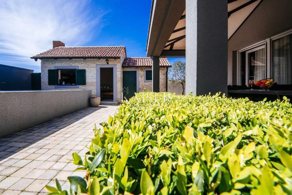 Casa Crno, Zadar, 510m2