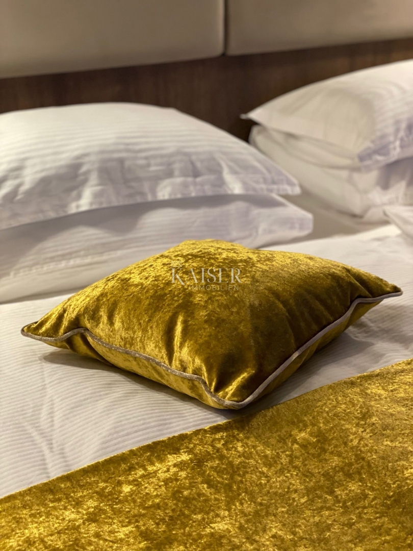 Hotel di lusso di nuova costruzione con ristorante, in posizione privilegiata sul mare, Senj