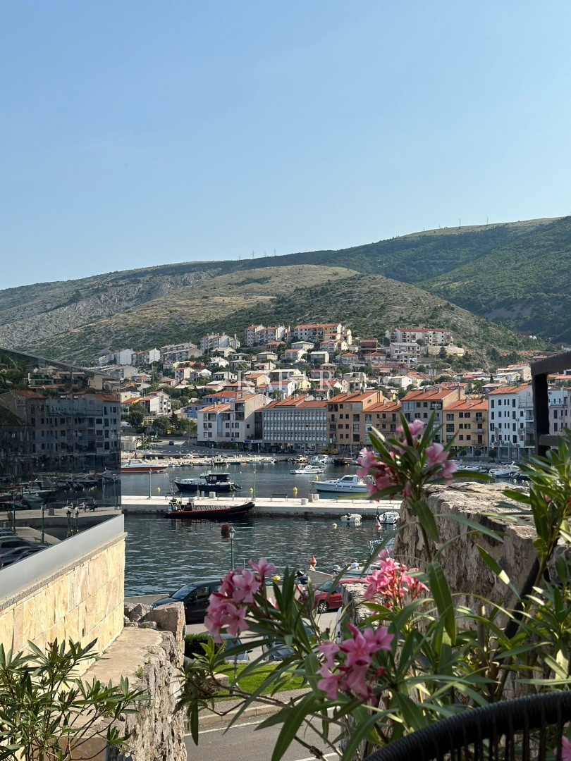 Hotel di lusso di nuova costruzione con ristorante, in posizione privilegiata sul mare, Senj