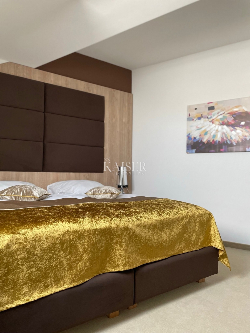 Hotel di lusso di nuova costruzione con ristorante, in posizione privilegiata sul mare, Senj