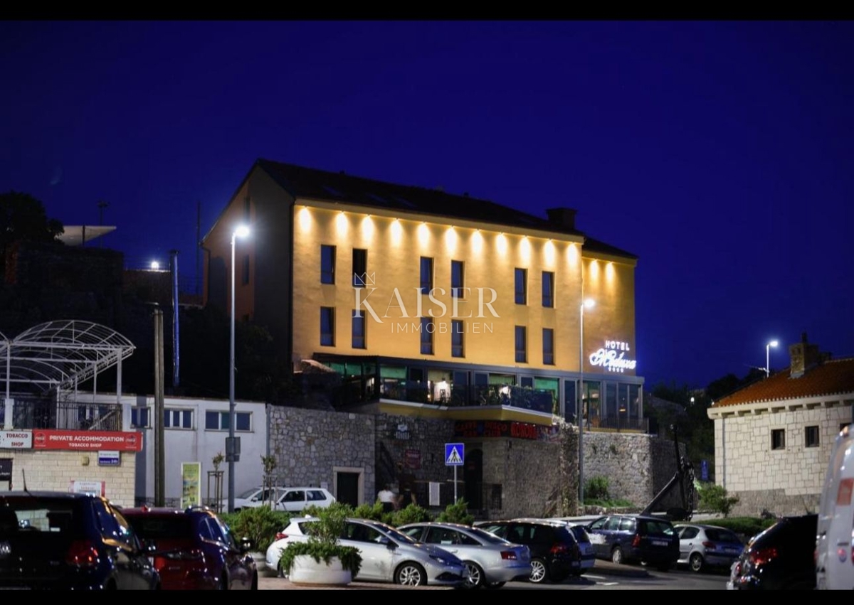 Hotel di lusso di nuova costruzione con ristorante, in posizione privilegiata sul mare, Senj