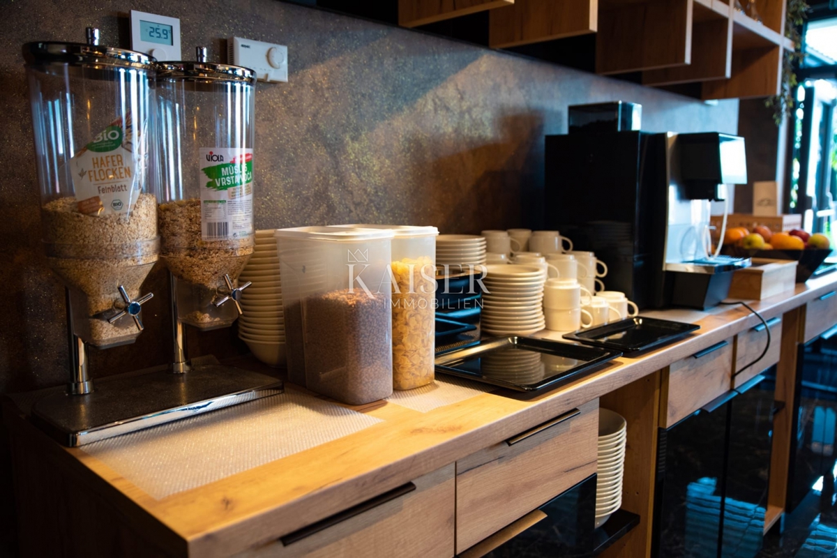 Hotel di lusso di nuova costruzione con ristorante, in posizione privilegiata sul mare, Senj