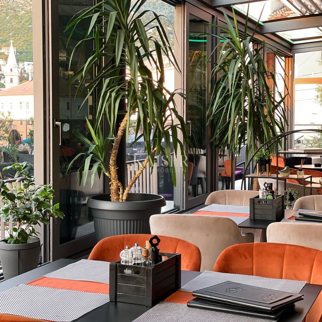 Hotel di lusso di nuova costruzione con ristorante, in posizione privilegiata sul mare, Senj