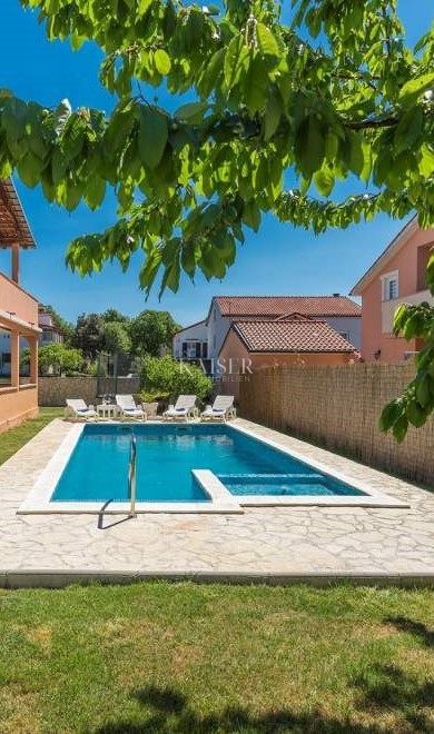 Casa Loborika, Marčana, 220m2