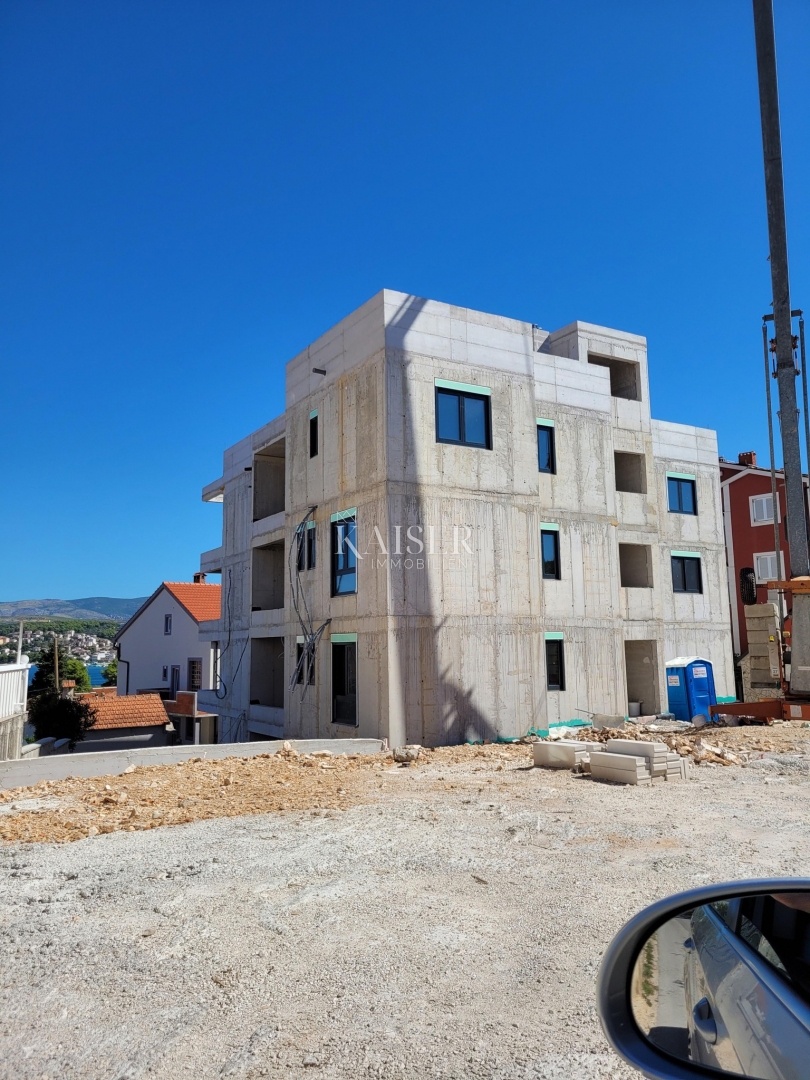 Čiovo, attico di lusso con terrazza sul tetto e vista panoramica sul mare