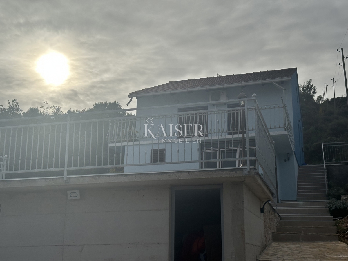 Trogir, Marina - Casa 80 m2 con piscina e vista mare