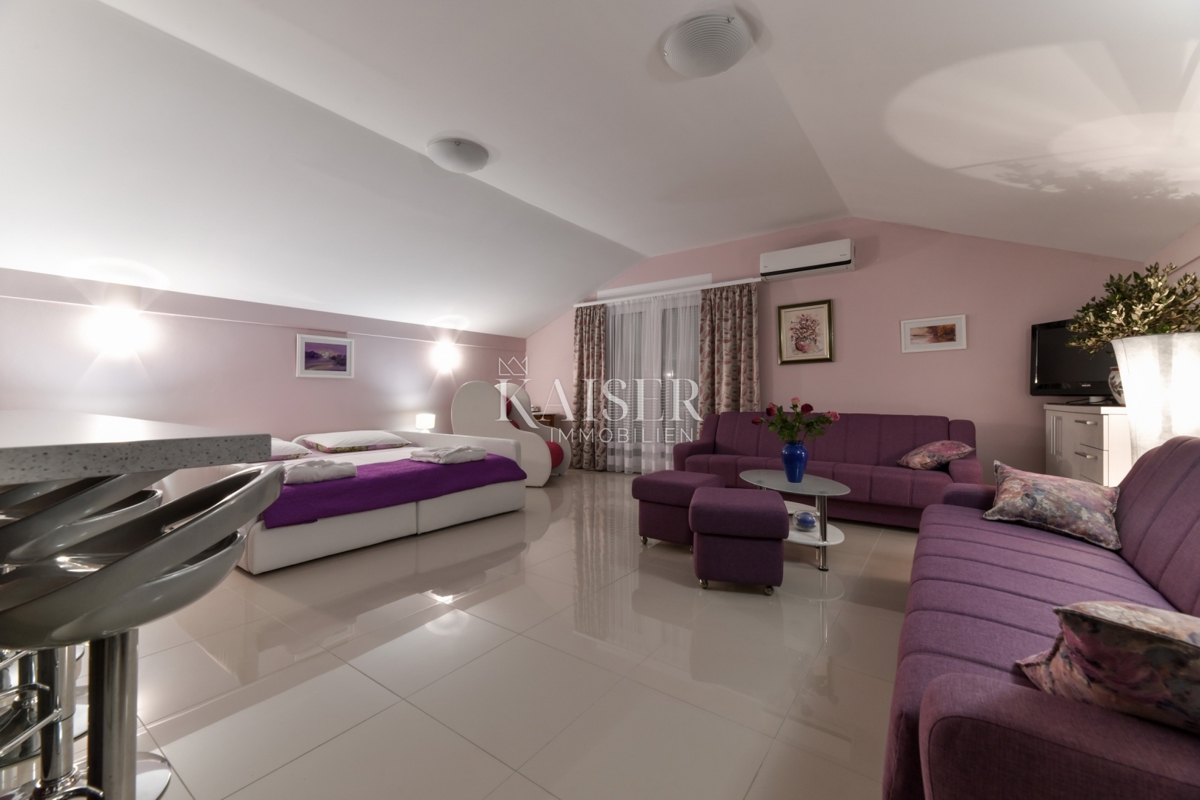 Zara, Vir - bella casa di famiglia 331m2 - 890.000 euro a 300 m dalla spiaggia