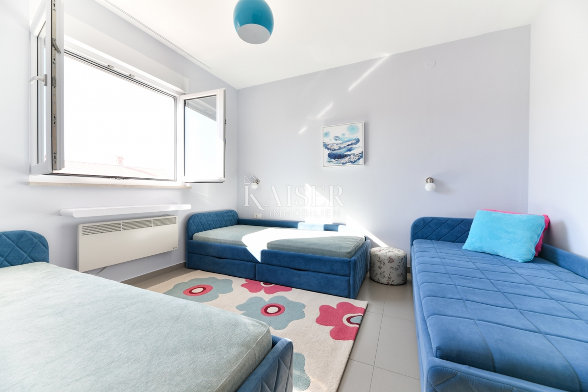 Zara, Vir - bella casa di famiglia 331m2 - 890.000 euro a 300 m dalla spiaggia