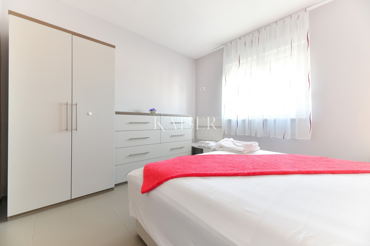 Zara, Vir - bella casa di famiglia 331m2 - 890.000 euro a 300 m dalla spiaggia