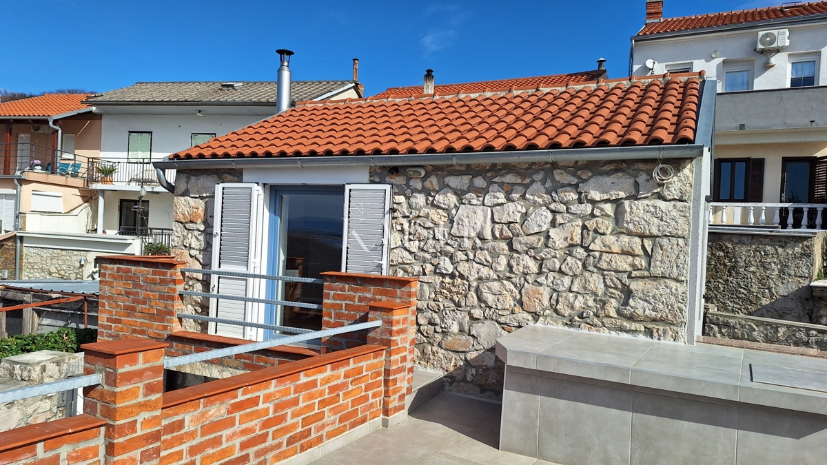 Crikvenica - casa in pietra con una bellissima vista