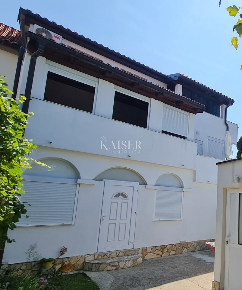 Zara - Casa Sabunike con 6 appartamenti 233 m2