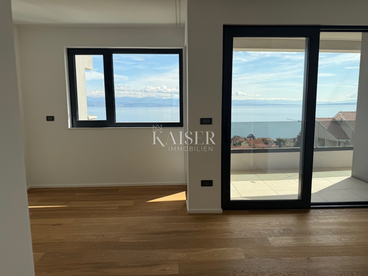 Opatija, Lovran - appartamento in un edificio nuovo con una splendida vista e giardino