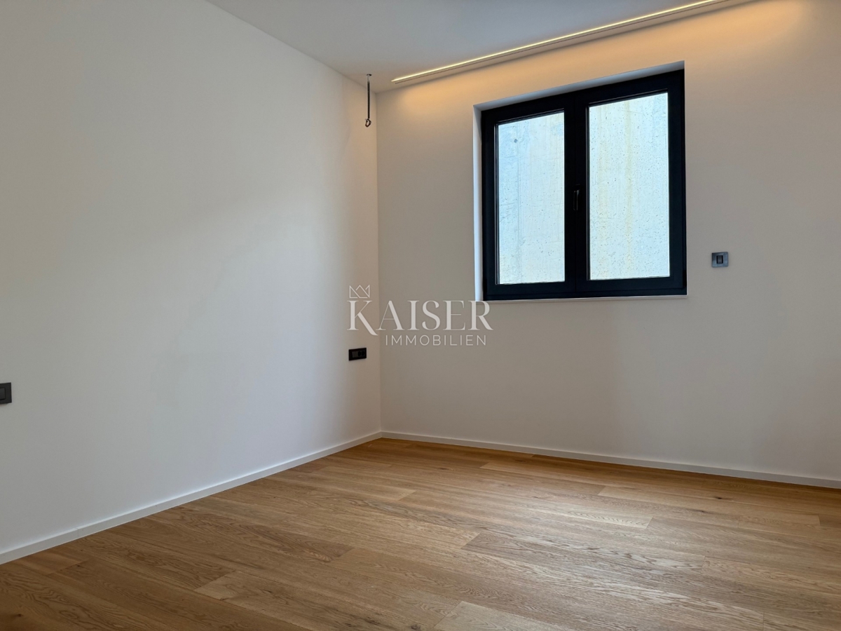 Opatija, Lovran - appartamento in un edificio nuovo con una splendida vista e giardino