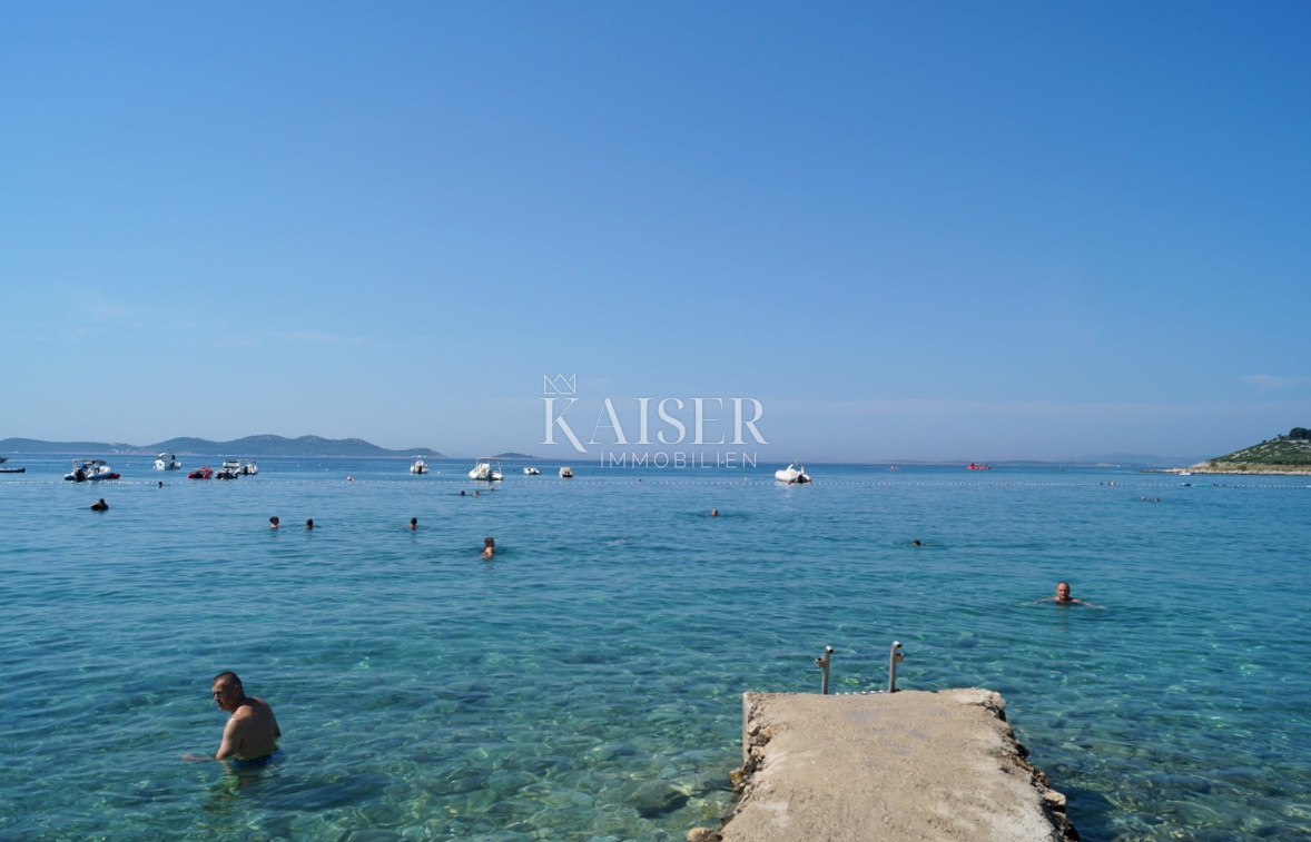 Zara – Pakoštane due appartamenti 64 m2 vista mare