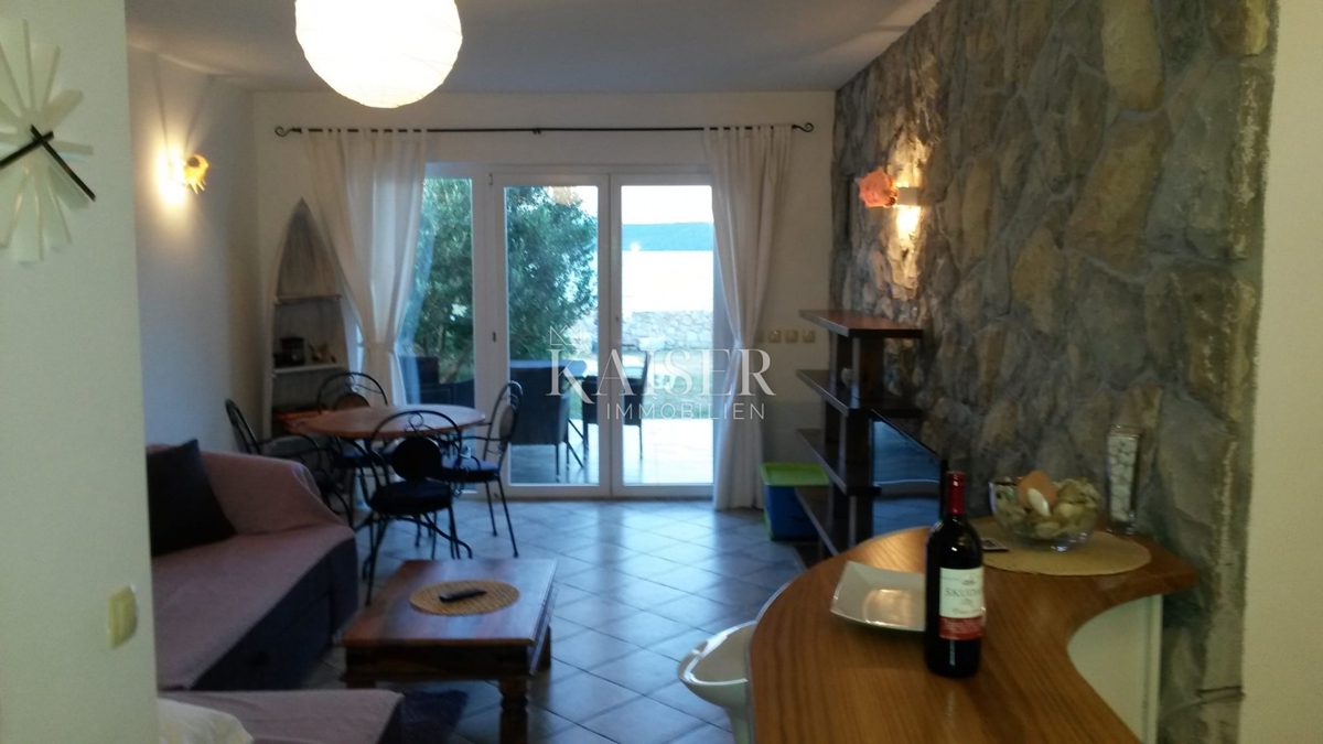 Otoki Pašman, Dobropoljana: Casa bifamiliare 1a fila dal mare