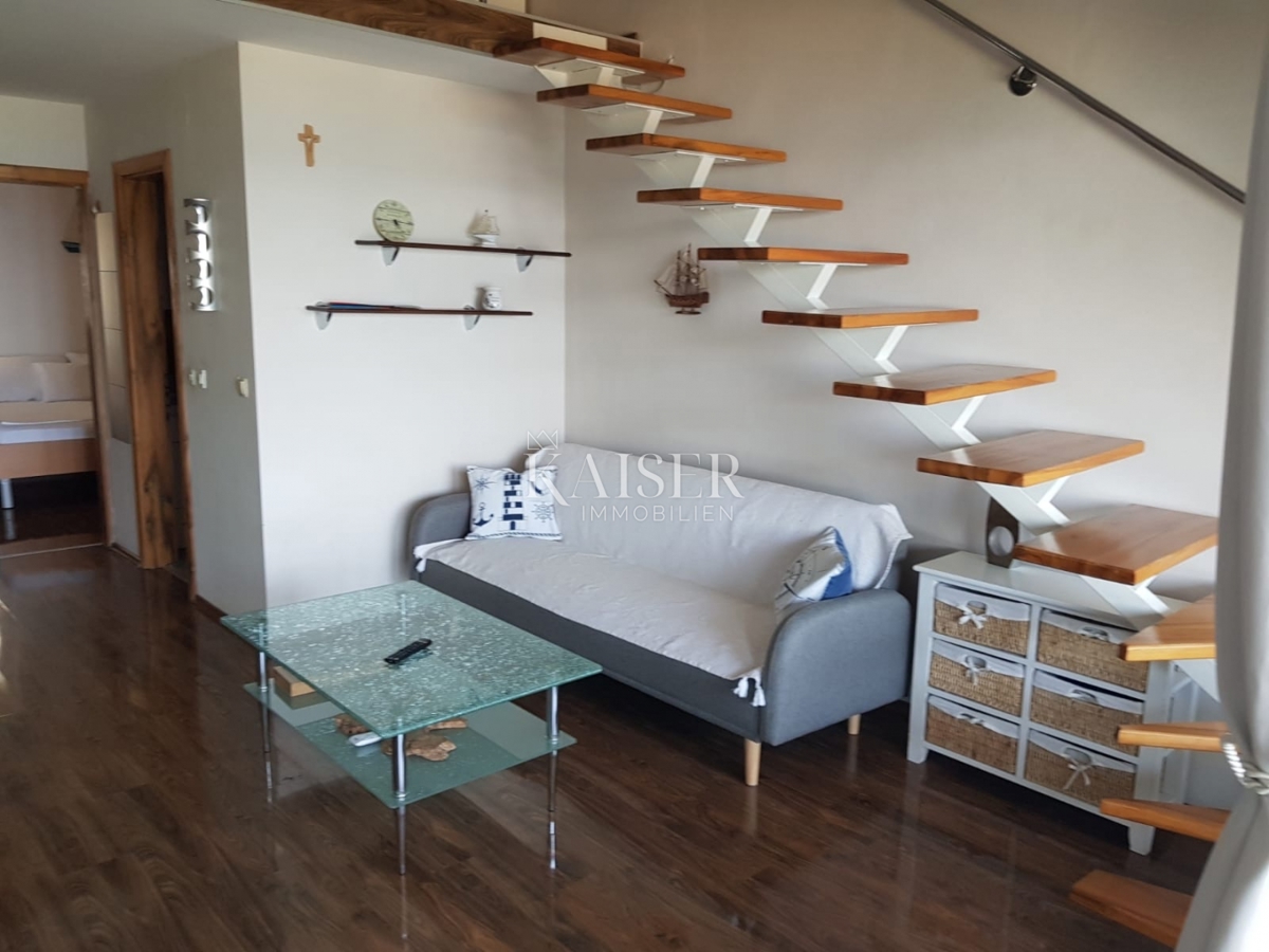 Otoki Pašman, Dobropoljana: Casa bifamiliare 1a fila dal mare