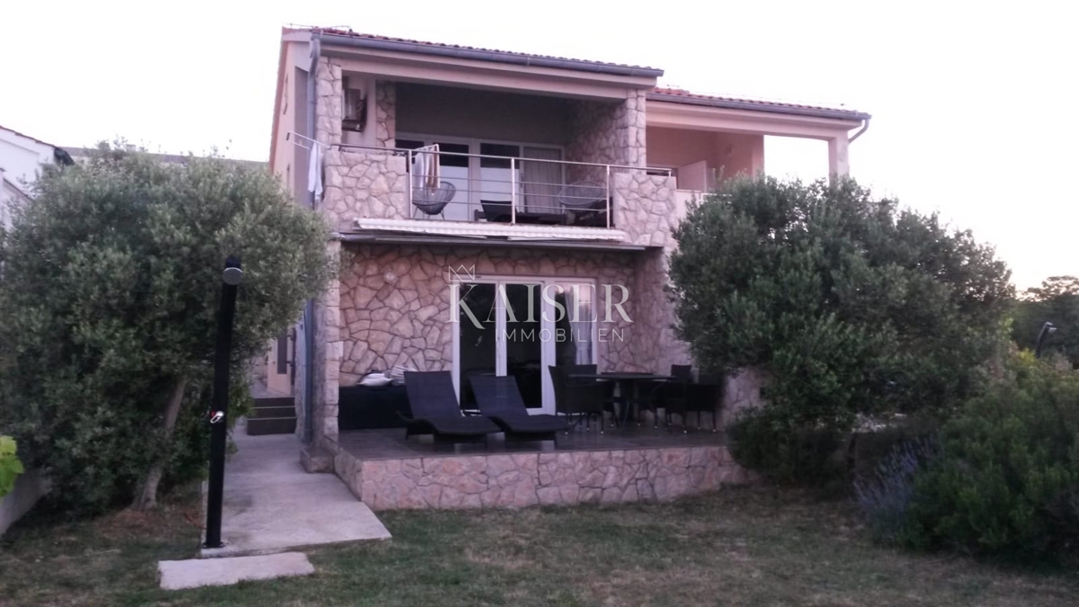 Otoki Pašman, Dobropoljana: Casa bifamiliare 1a fila dal mare