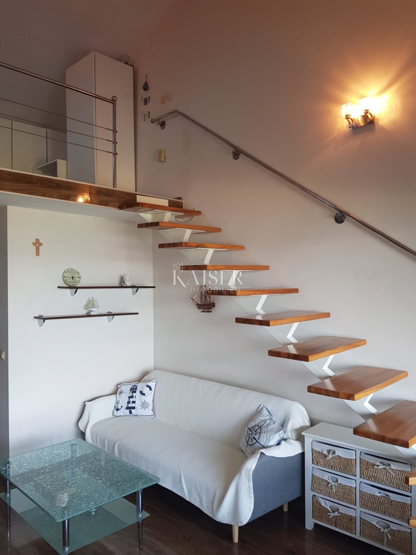 Otoki Pašman, Dobropoljana: Casa bifamiliare 1a fila dal mare