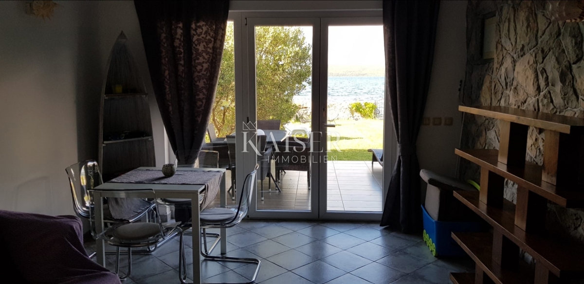 Otoki Pašman, Dobropoljana: Casa bifamiliare 1a fila dal mare