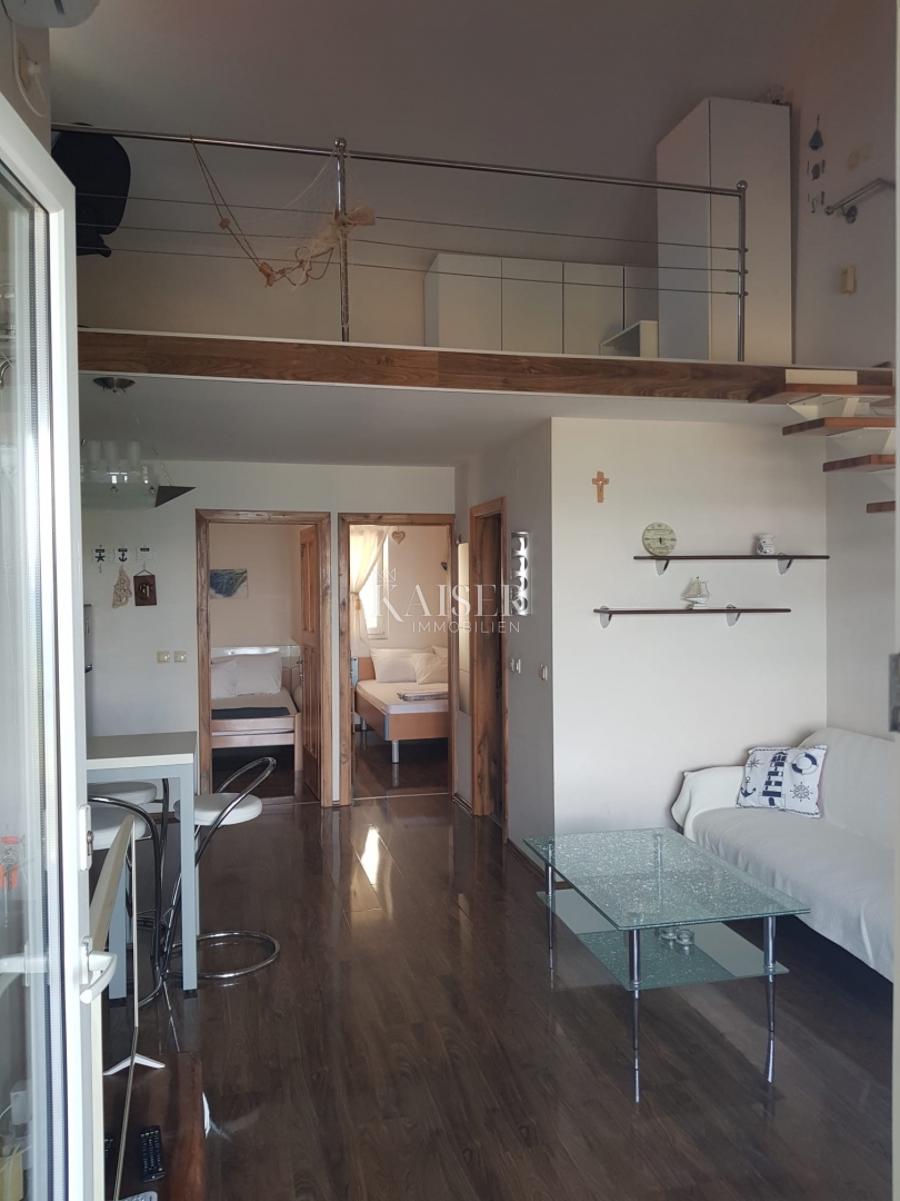 Otoki Pašman, Dobropoljana: Casa bifamiliare 1a fila dal mare