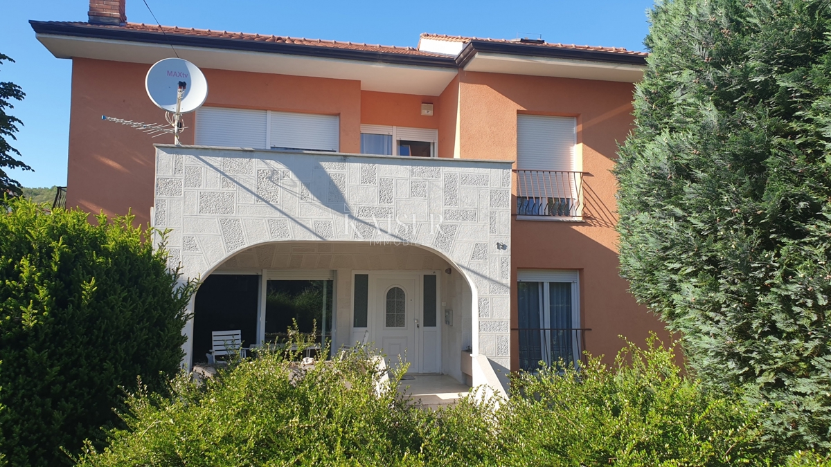 Kastav, Trinajstići - Casa con due appartamenti e un grande giardino