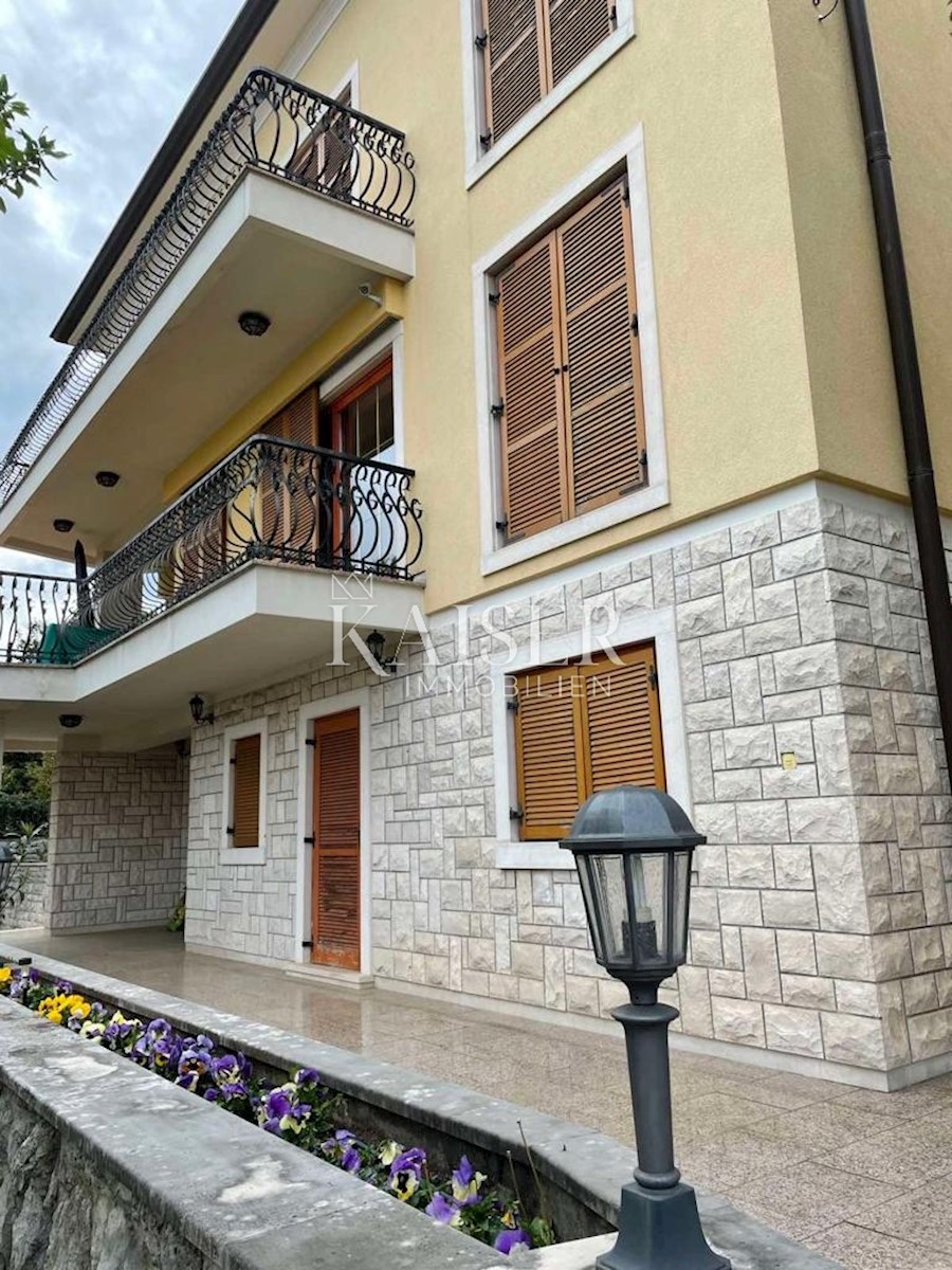 Tošina, Opatija, 280m2