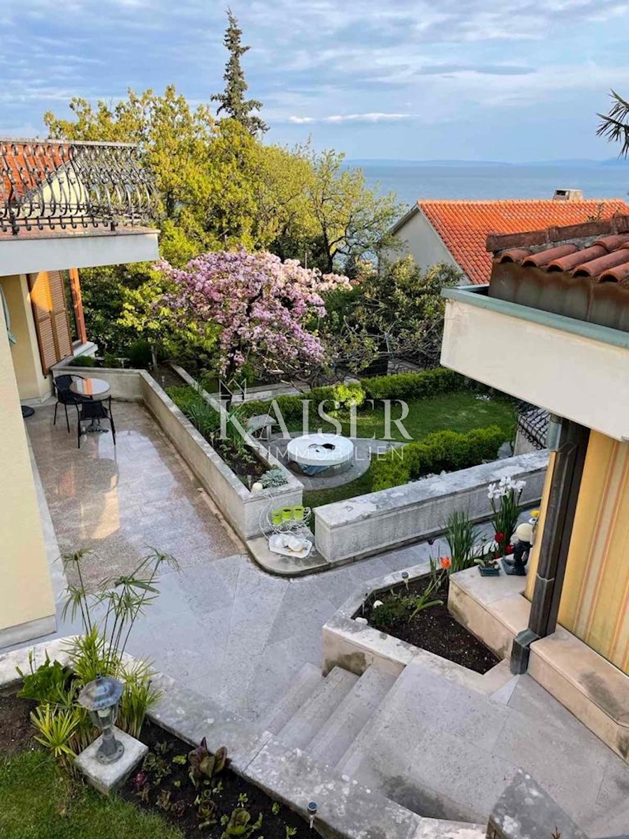 Tošina, Opatija, 280m2