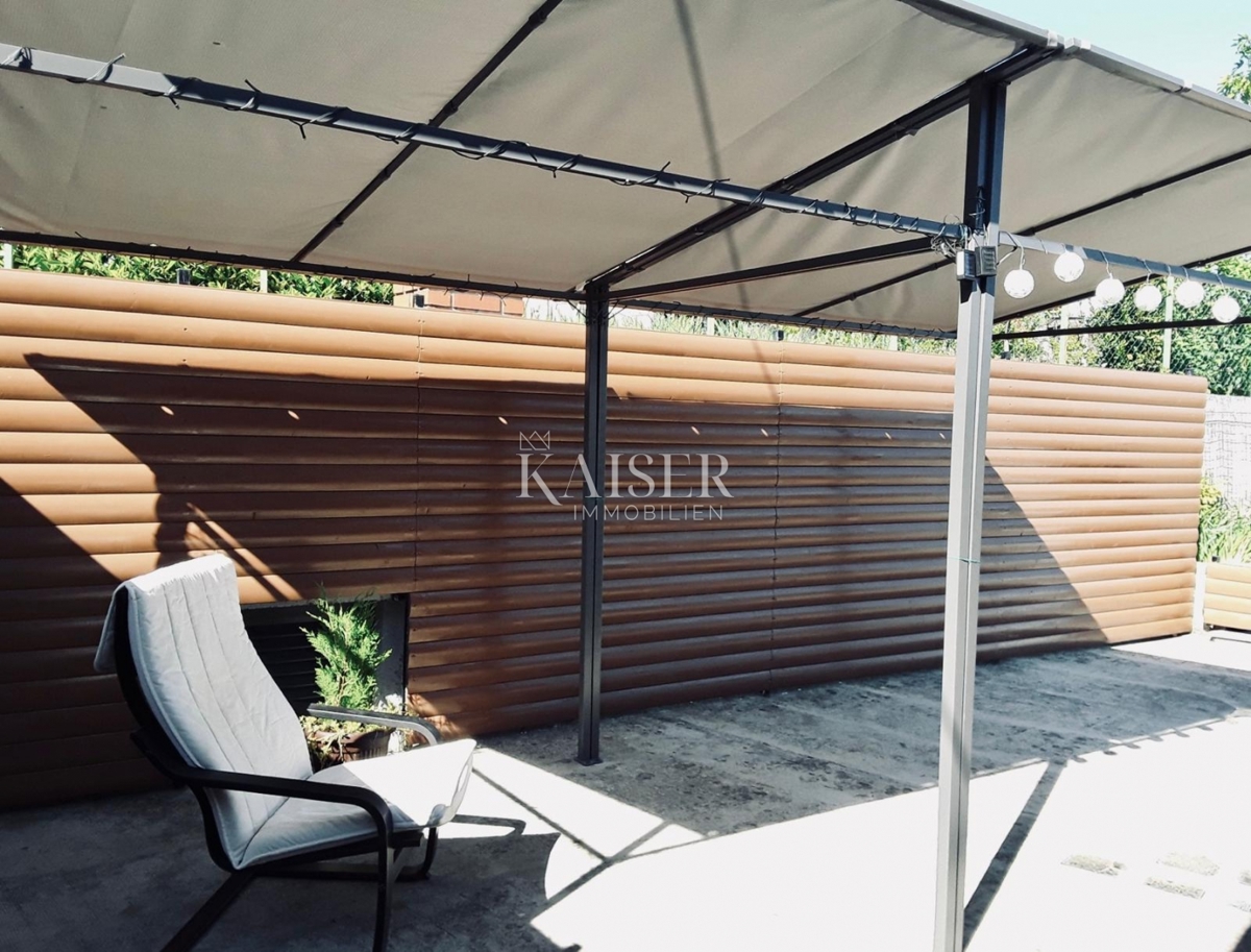 Opatija, Lovran – Piano di una casa familiare con terrazza e giardino al centro