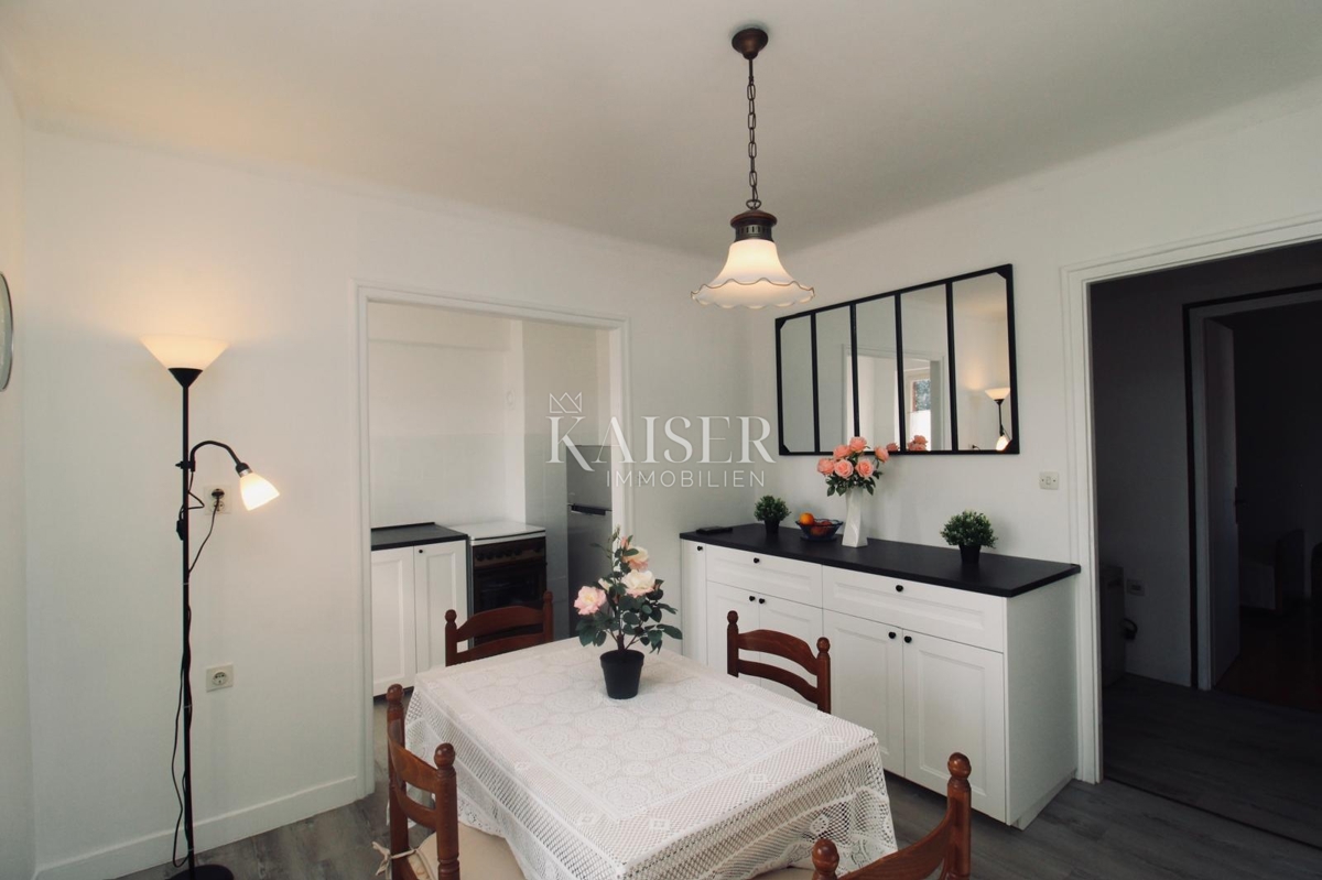 Opatija, Lovran – Piano di una casa familiare con terrazza e giardino al centro