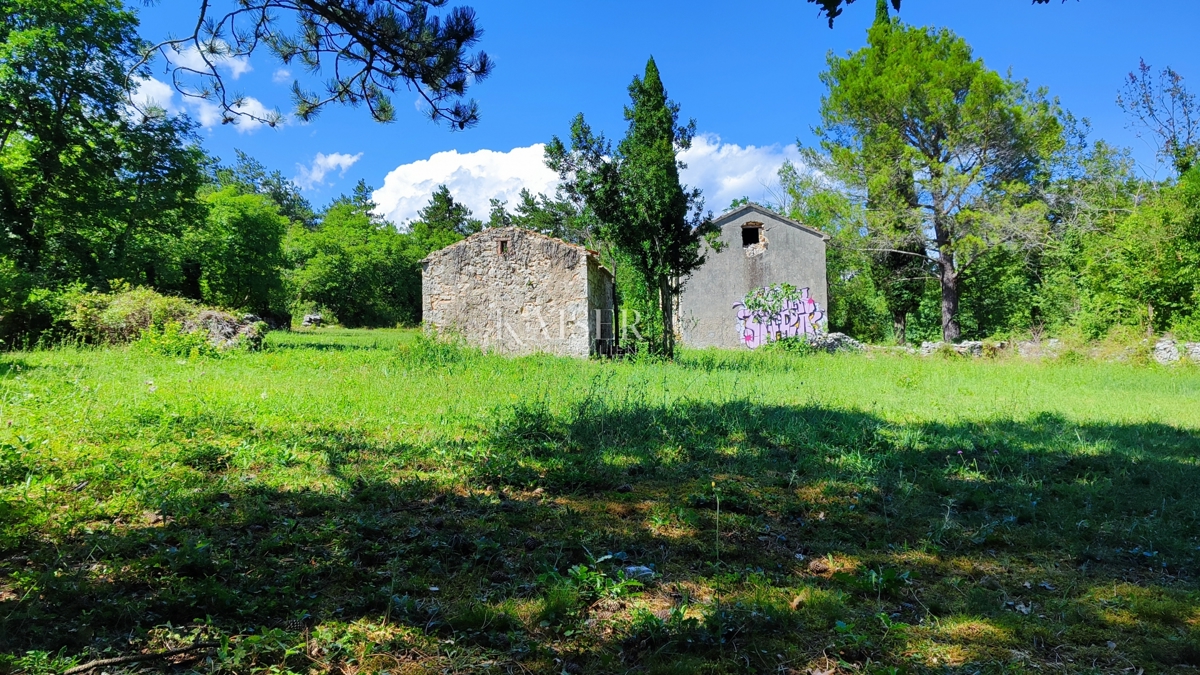 Istria, Labin - casa per adattamento, 110 m2