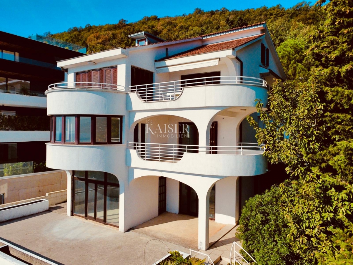 Opatija - Un'opportunità unica per gli investitori nel centro di Opatija con una vista meravigliosa