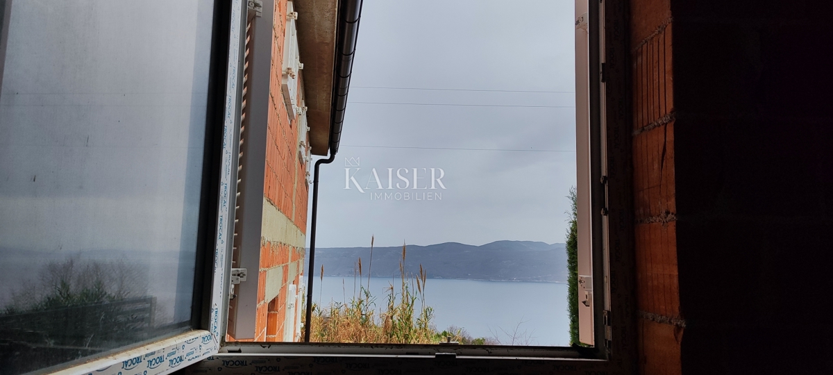 Brseč - casa con 2 appartamenti duplex, 160 m2