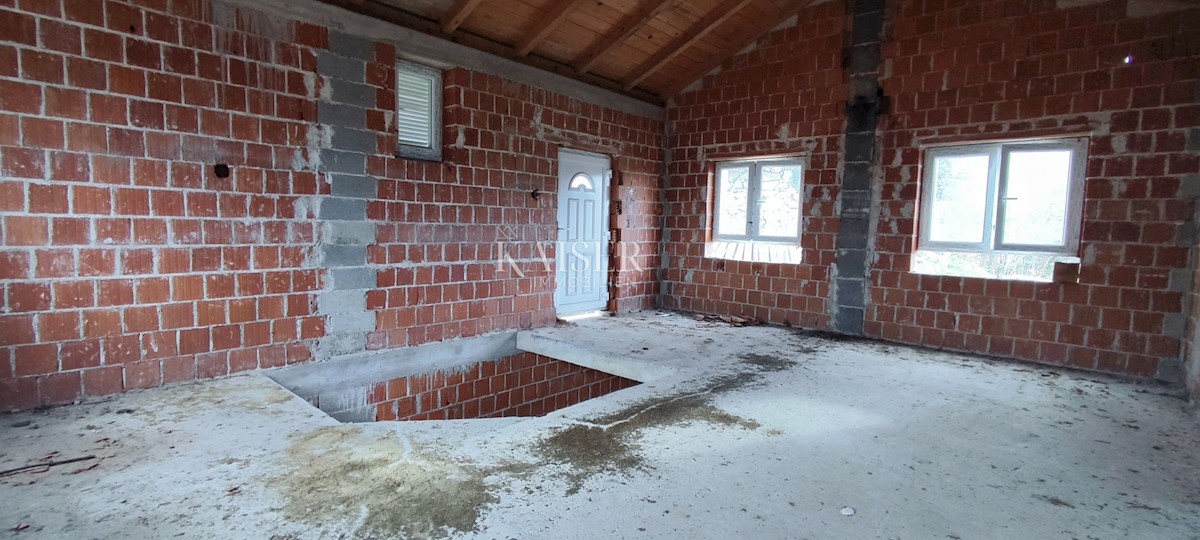 Brseč - casa con 2 appartamenti duplex, 160 m2