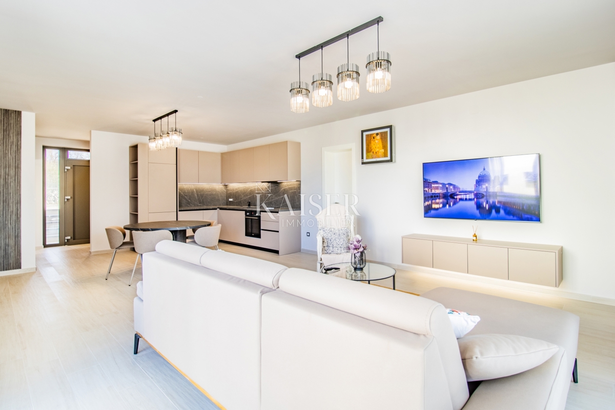 Isola di Krk, Brzac - villa moderna con piscina 165m2