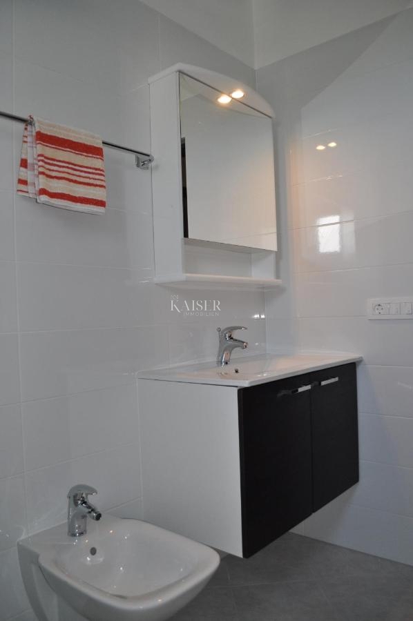 Rabac - casa con più unità abitative con vista panoramica sul mare, 368 m2