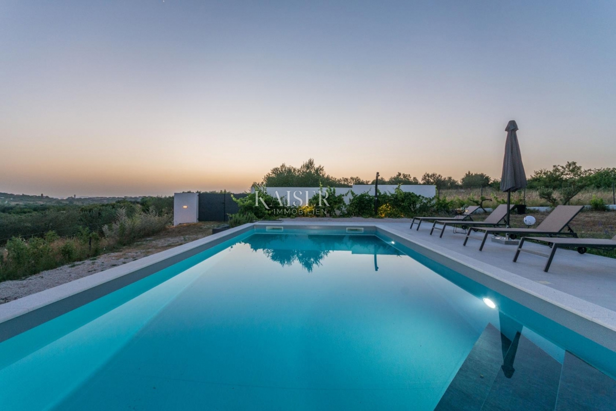  Ville Crno, Zadar, 190m2