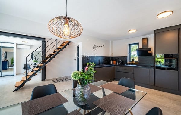  Ville Crno, Zadar, 190m2