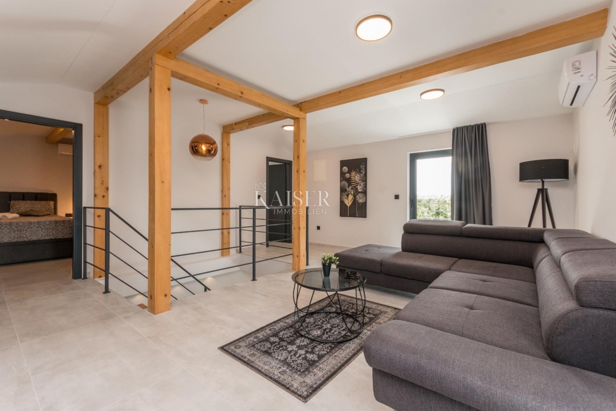  Ville Crno, Zadar, 190m2