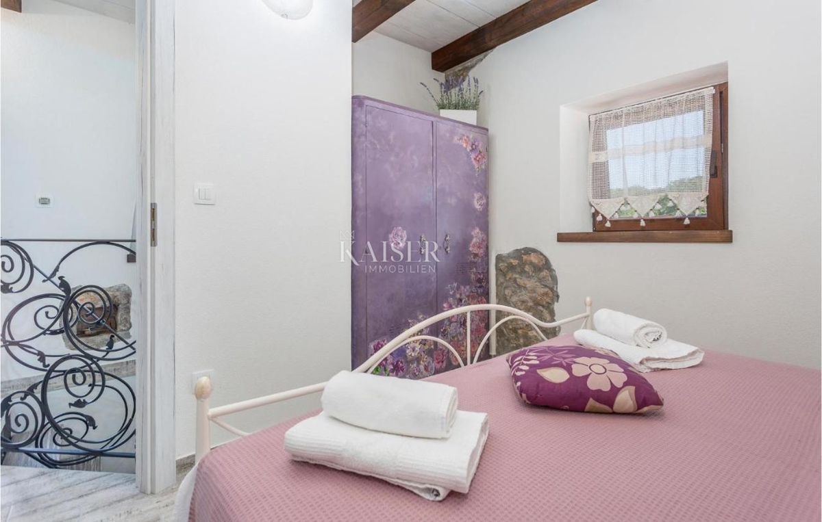 Isola di Krk, Bajčići - casa in pietra ristrutturata 80m2 
