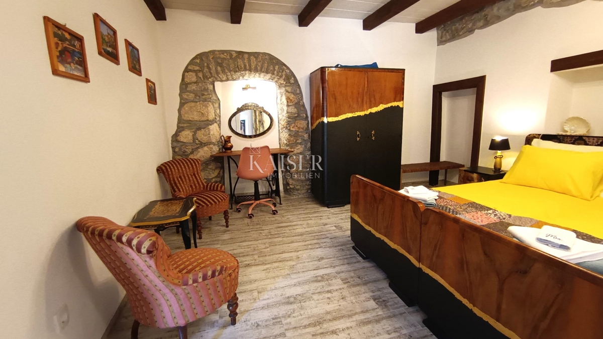 Isola di Krk, Bajčići - casa in pietra ristrutturata 80m2 