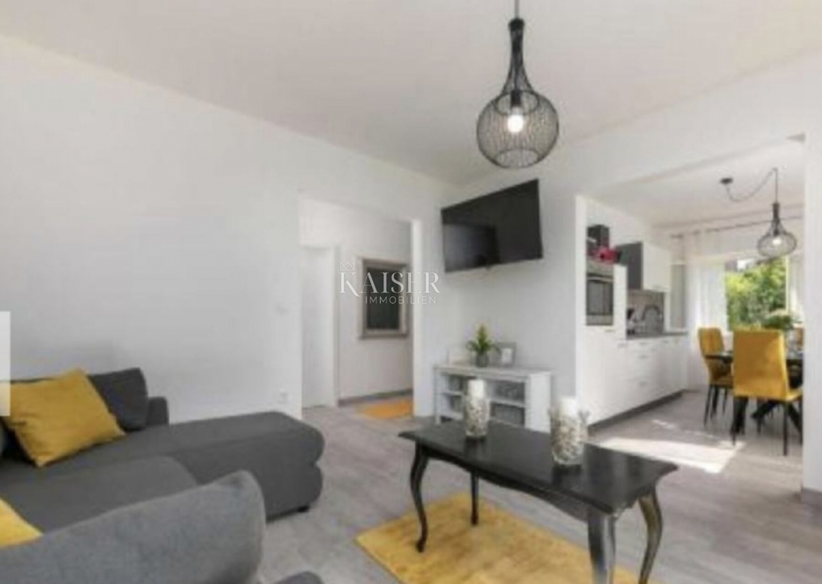 Rakalj - casa con piscina, 78 m2