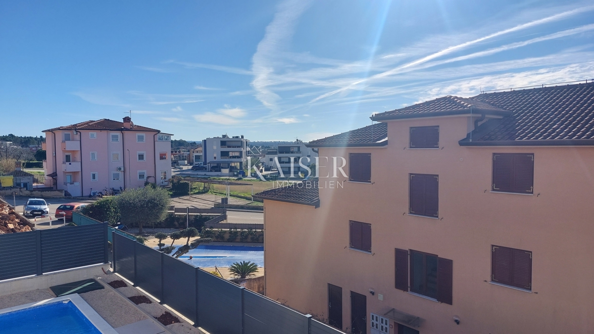 Istria, Cittanova - appartamento con due camere da letto e soggiorno, 66m2; primo piano