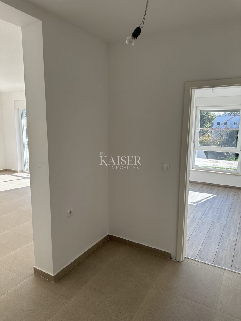 Istria, Medolino - appartamento moderno di 58 m2 in una zona tranquilla di Medolino